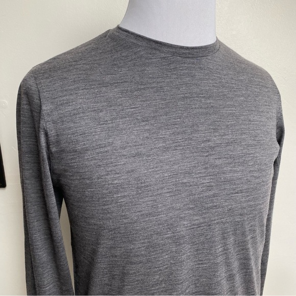 Theory Wool Active Finch Crewneck Shirt - Picture 3 of 12